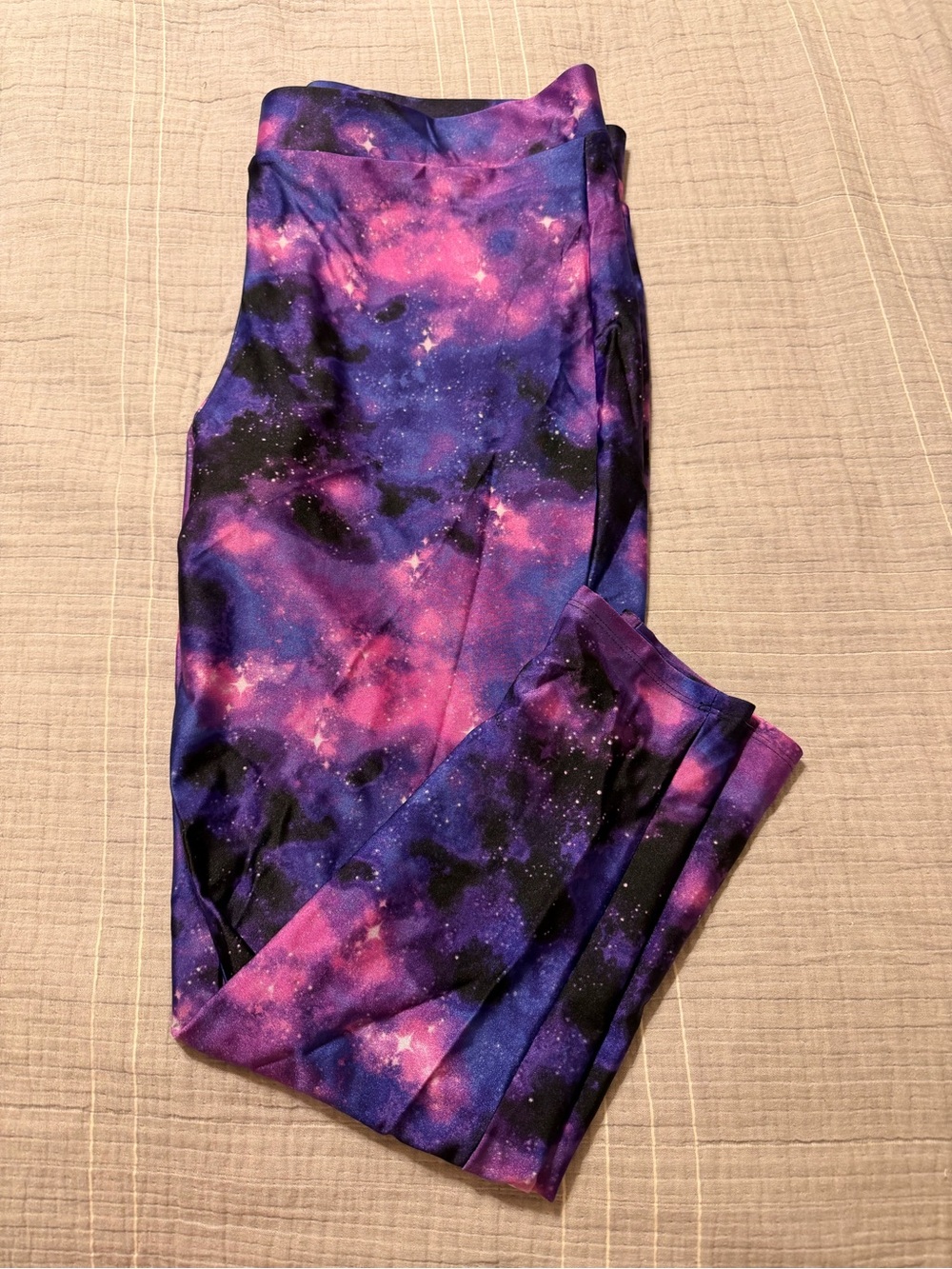 Torrid plus platinum legging full length purple galaxy liquid women stretchy - Picture 2 of 3
